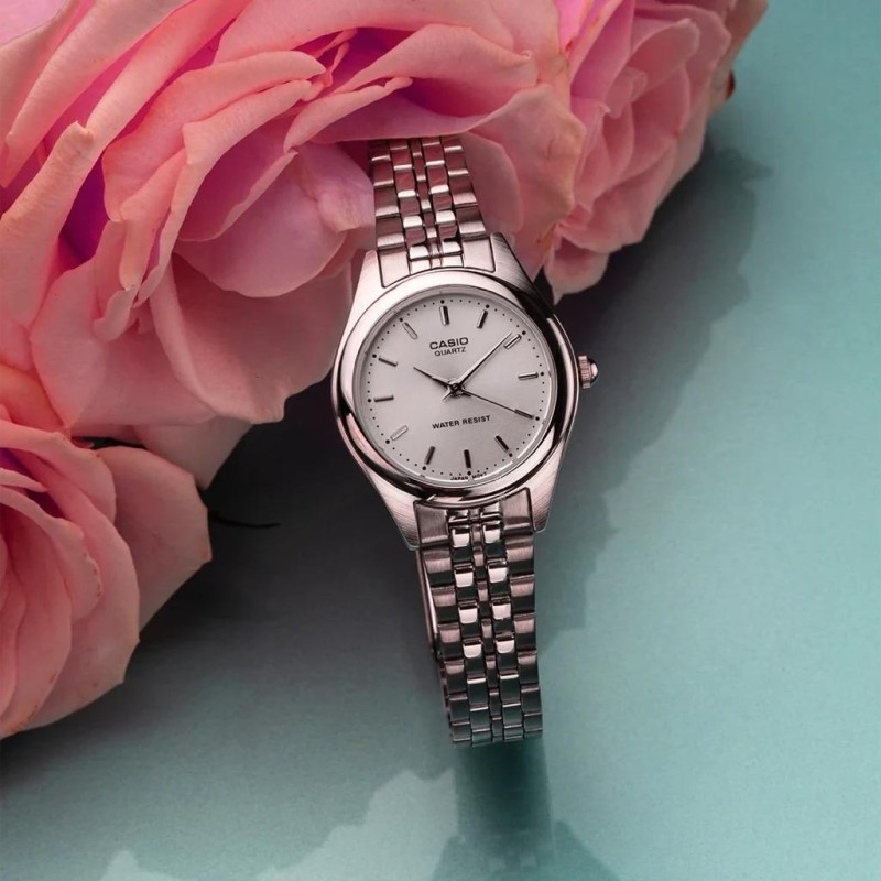 Жіночий годинник Casio LTP-1129A-7A — Класична японська модель зі сріблястим циферблатом та мінеральним склом
