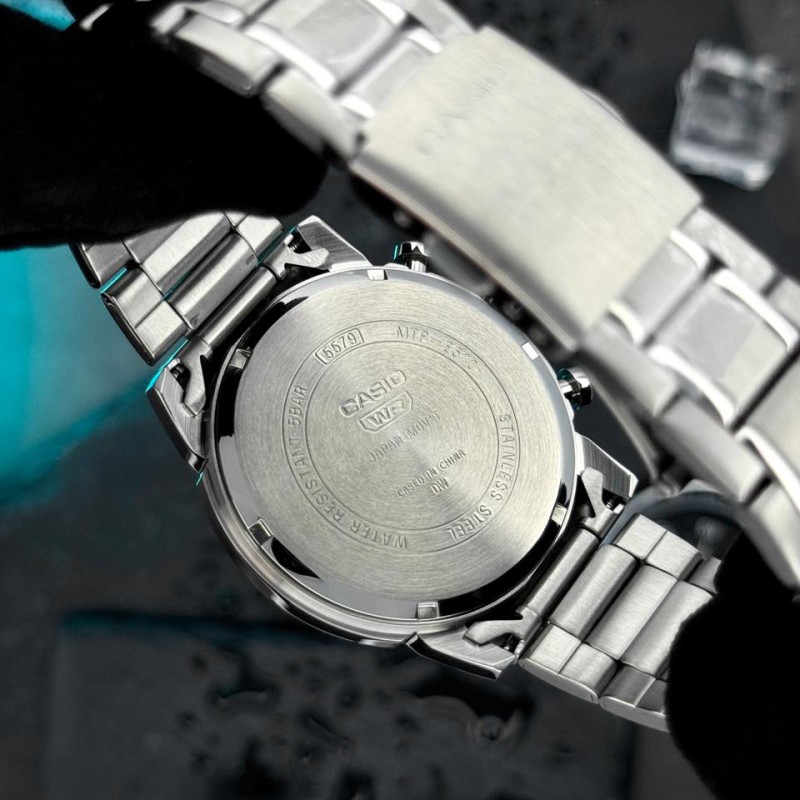 Чоловічий годинник Casio MTP-E510D-1A1 з хронографом та сталевим браслетом, Японія