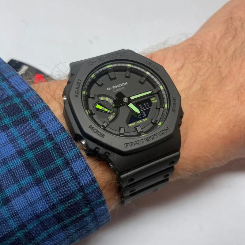 Мужские часы Casio G-SHOCK GA-2100-1A3 Carbon Core Guard с водозащитой 20 ATM
