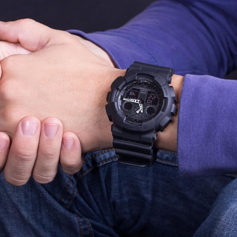 Мужские часы Casio G-SHOCK GA-100-1A1 – противоударные спортивные часы с водозащитой 20 ATM