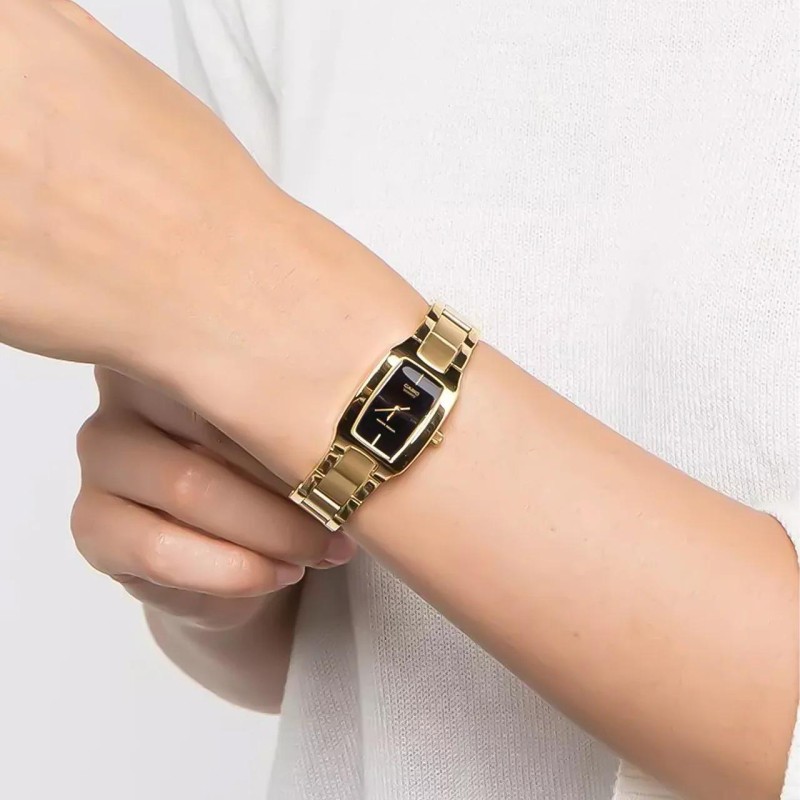 Жіночий годинник Casio LTP-1165N-1C — класична модель у золотистому кольорі з мінеральним склом