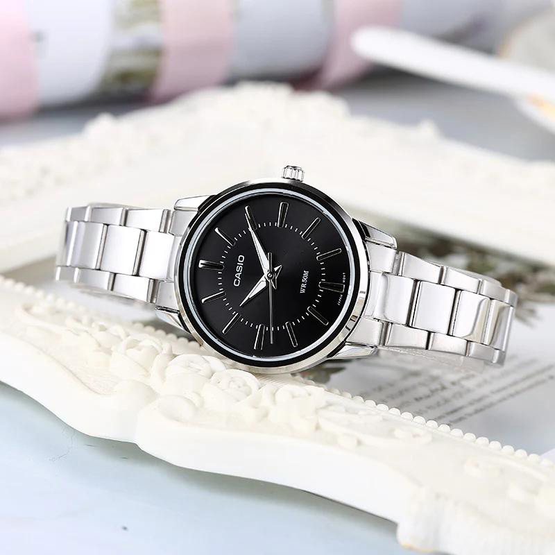 Жіночий годинник Casio LTP-1303D-1AV Classic з мінеральним склом та сталевим браслетом