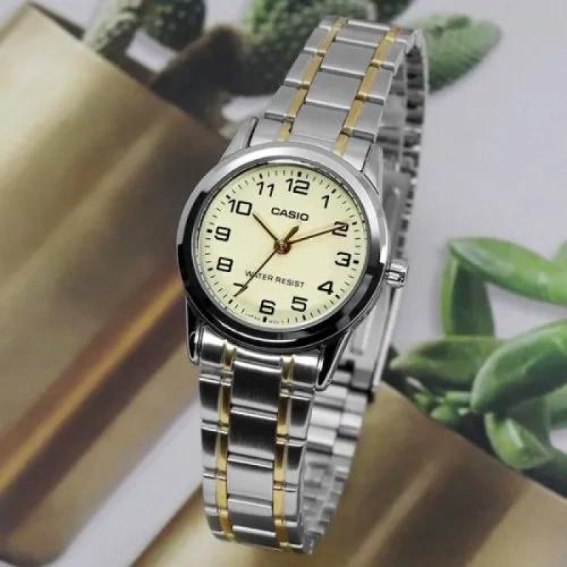 Женские часы Casio LTP-V001SG-9B — классическая модель с минеральным стеклом и стальным браслетом
