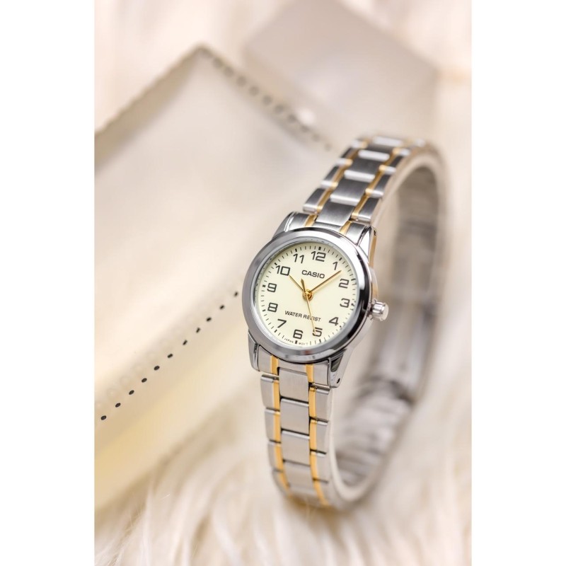 Женские часы Casio LTP-V001SG-9B — классическая модель с минеральным стеклом и стальным браслетом