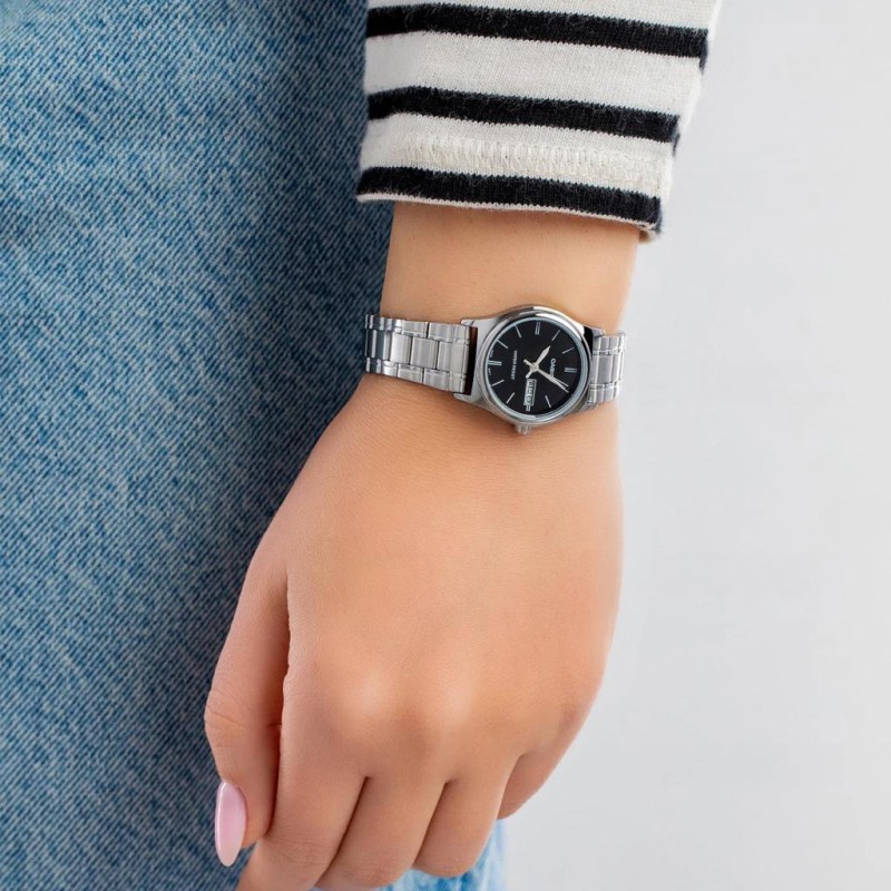 Жіночий годинник Casio LTP-V006D-1B2U — Класична модель з датою та днем тижня