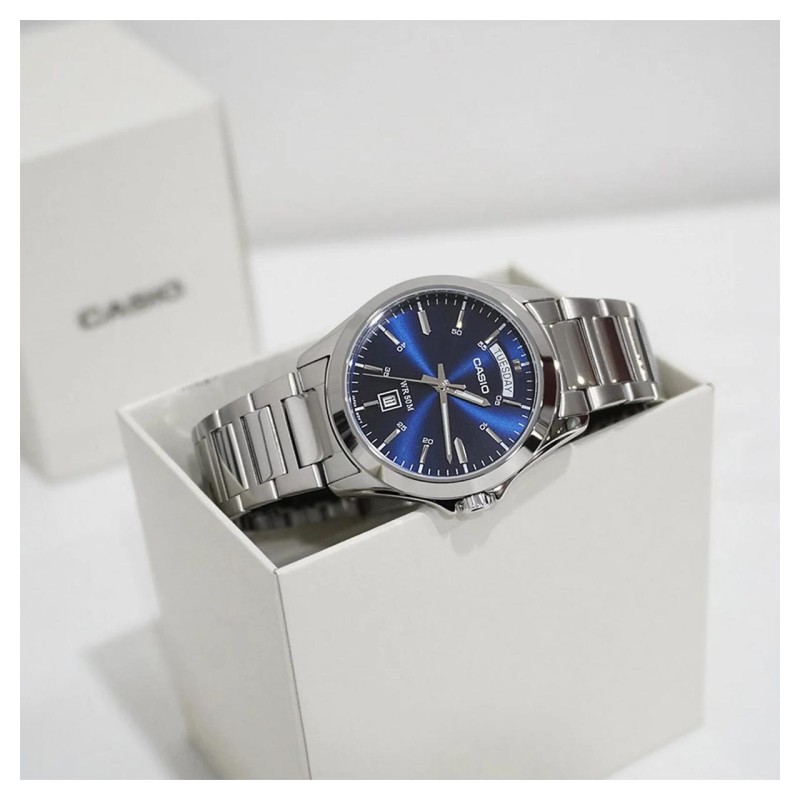 Чоловічий годинник Casio MTP-1370D-2A2 Classic з синім циферблатом та сталевим браслетом