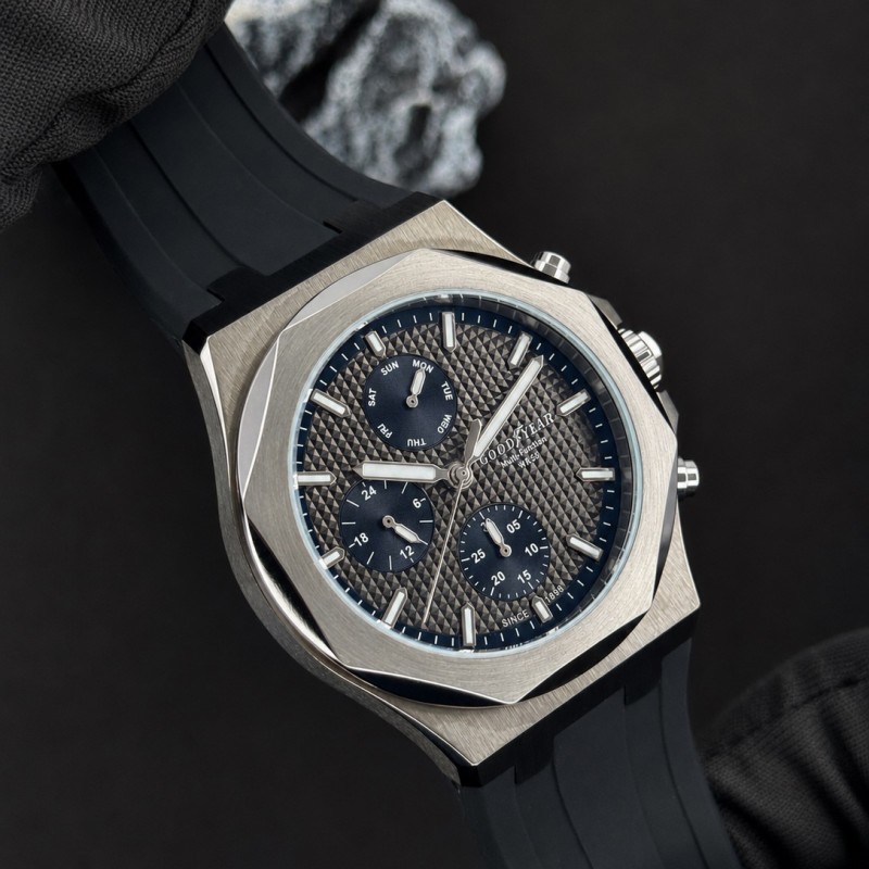 Мужские наручные часы GOODYEAR G.S01249.02.03 в классическом стиле, стальной корпус