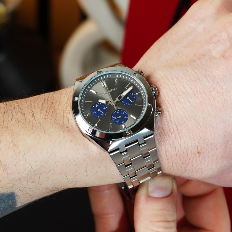 Чоловічий наручний годинник Guardo 012781-5 Silver-Grey з календарем та металевим браслетом
