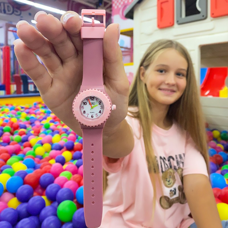 Детские часы Better 004 Pink-White с розовым силиконовым ремешком и кварцевым механизмом