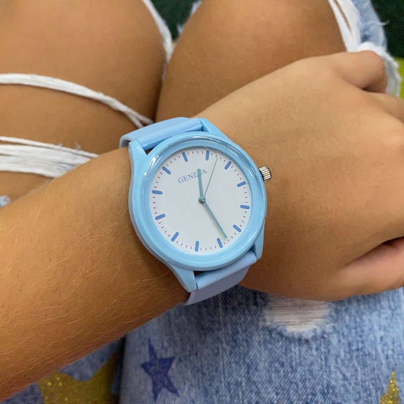 Дитячий годинник Geneva 002 Blue-White з кварцовим механізмом та силіконовим ремінцем